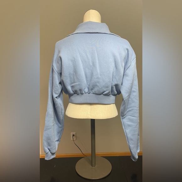 Bo + Tee Size Medium Restore Half Zip Cropped Sweatshirt in Blue - Picture 7 of 12